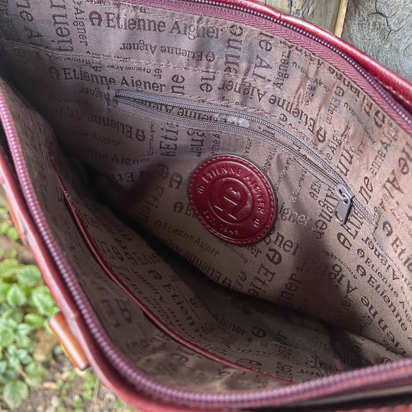 Vintage Etienne Aigner Purse - Picture 9 of 10